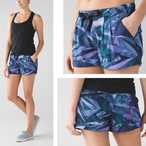 Lululemon Spring Break Away Short Pretty Prism Multi Size 4